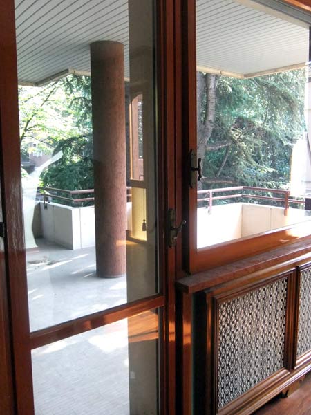 Rinnovo-finestre-in-legno-lamellare-sassuolo